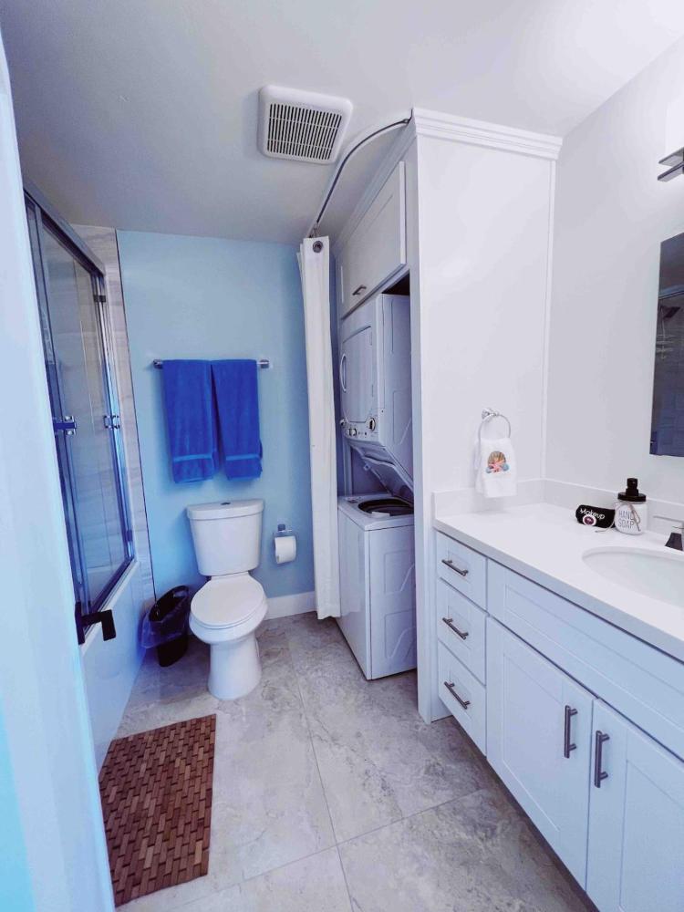 Oceanview Suite Hilltop